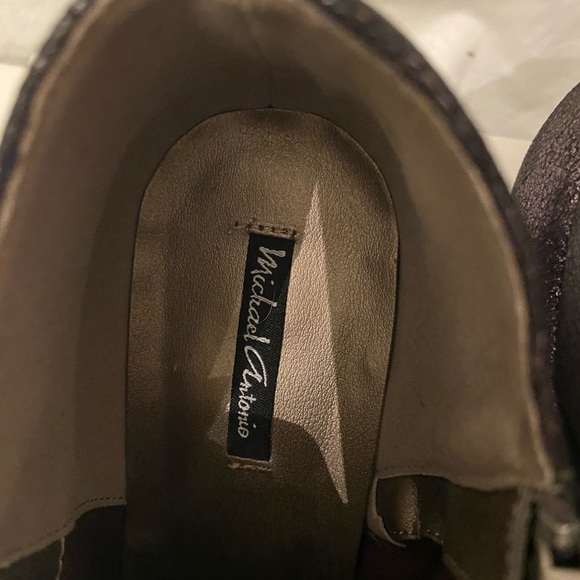 Michael Antonio pewter glimmer ankle  booties NWT - Picture 8 of 8